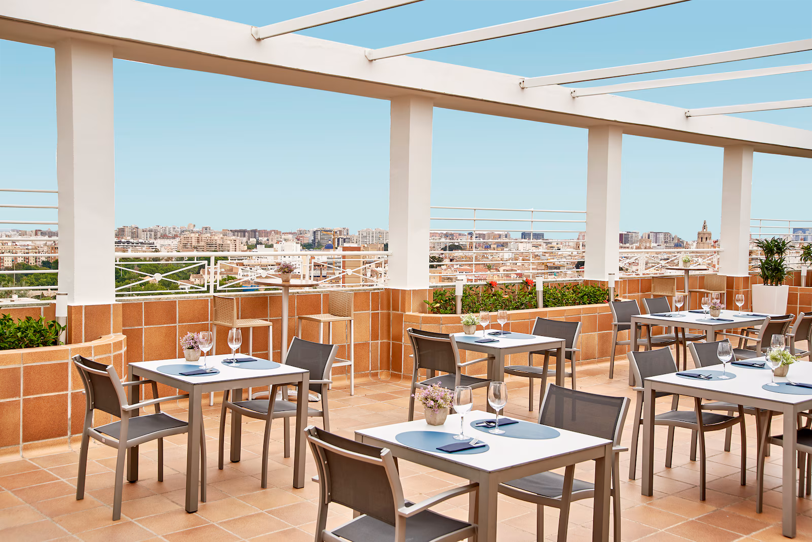 NH Valencia Center photo 2