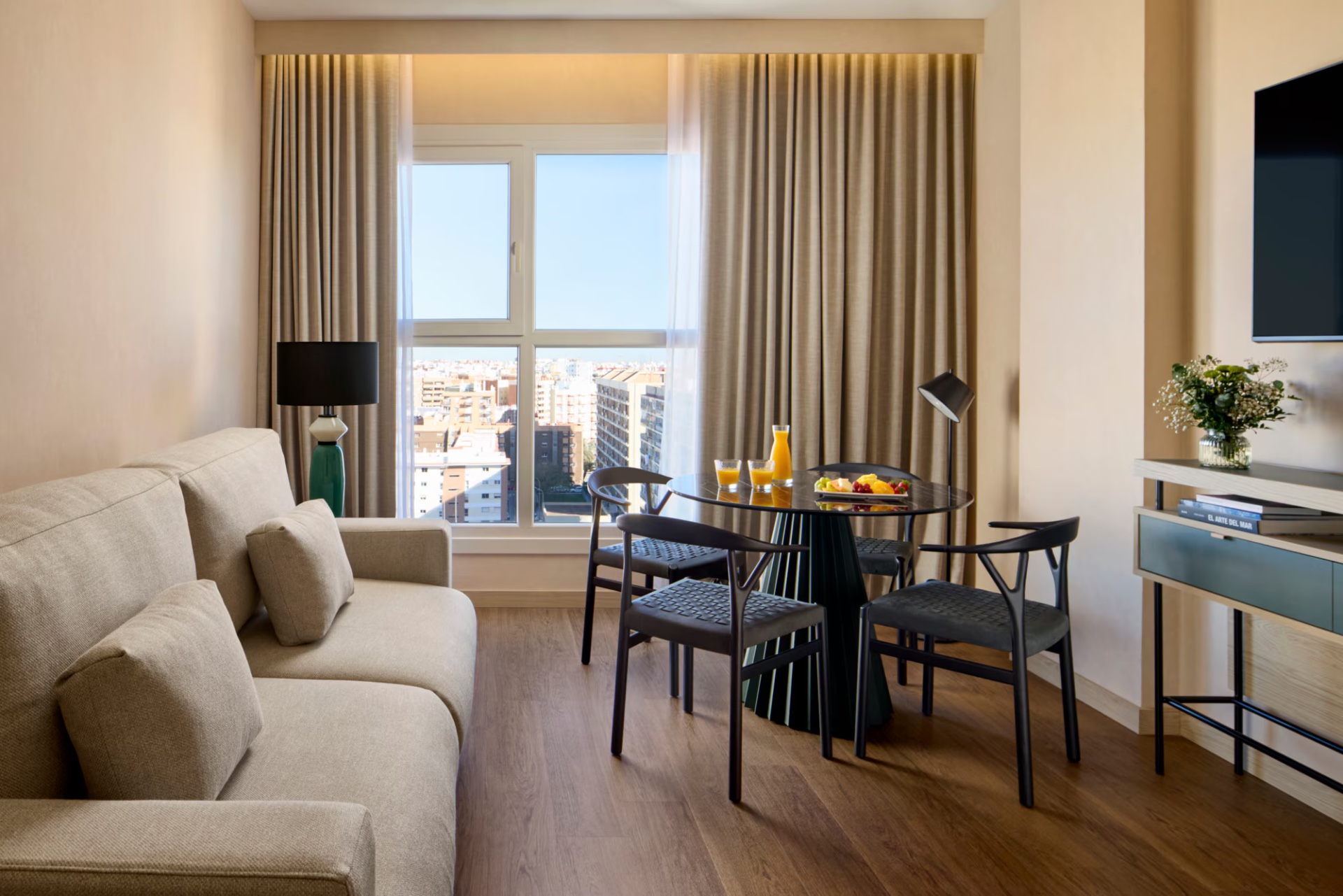 NH Valencia Center photo 3