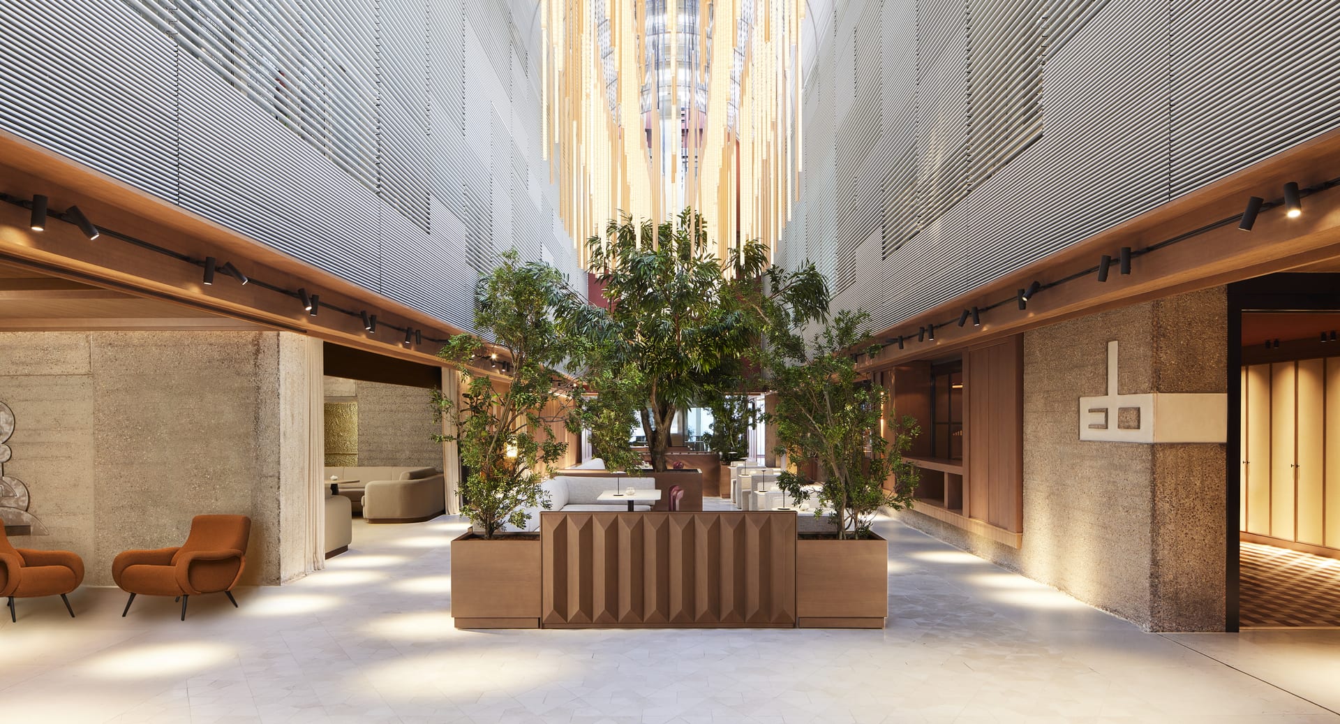 NH Madrid Eurobuilding photo 2