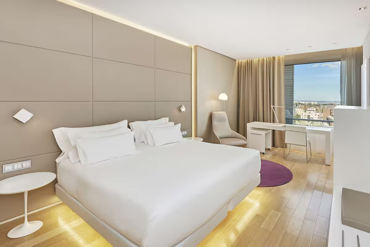 NH Madrid Eurobuilding photo 4