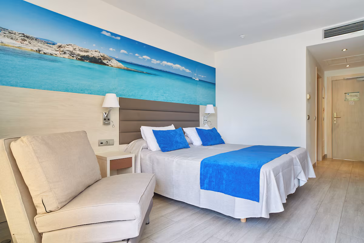 Invisa Hotel Club Cala Verde photo 3