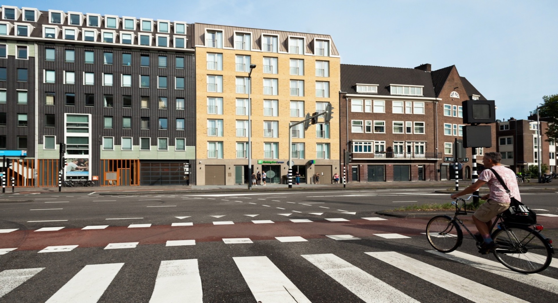 Holiday Inn Express Amsterdam - City Hall photo 2