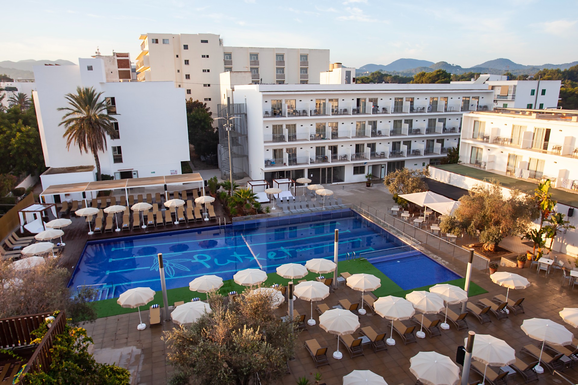 Hotel Puchet photo 2