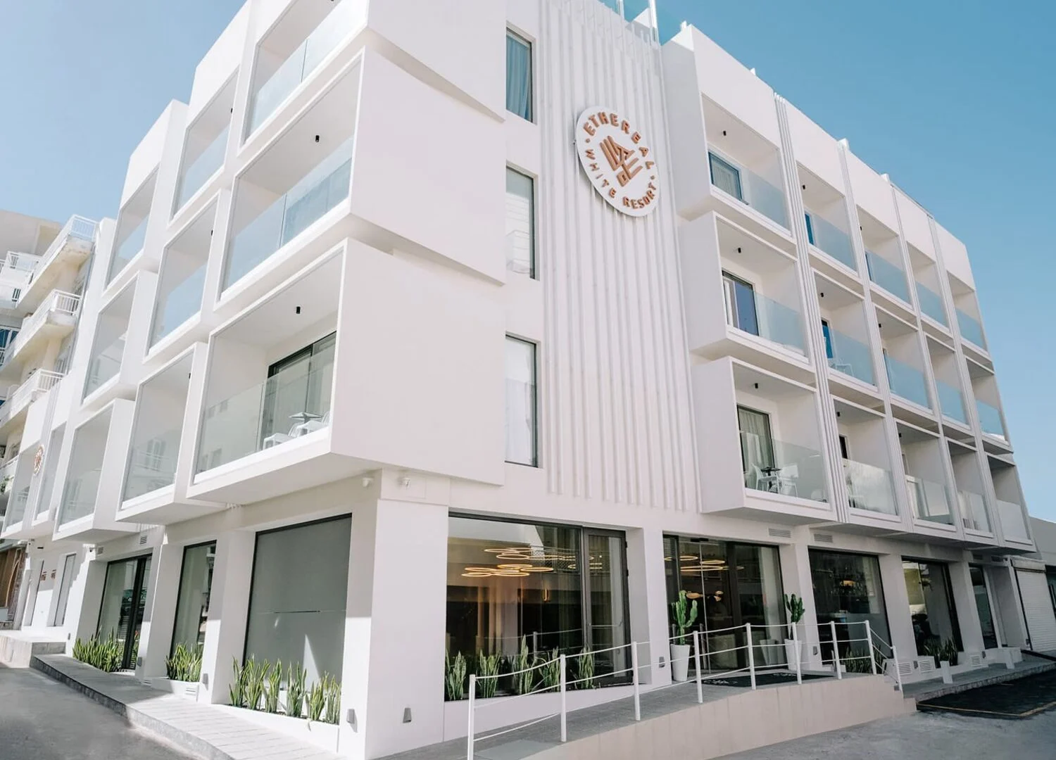 Ethereal White Resort photo 2