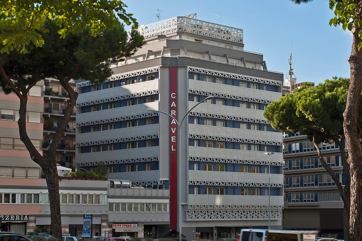 Caravel Hotel photo 2