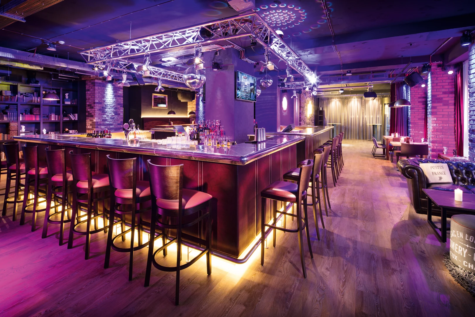 PULSE8 Hotel photo 2