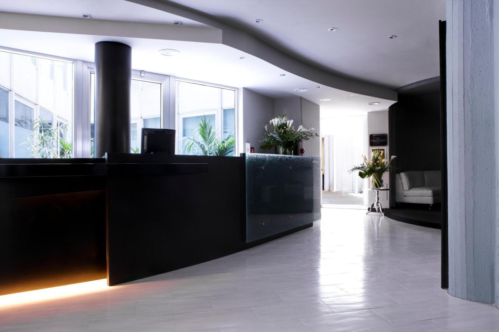 Twenty One Hotel photo 4