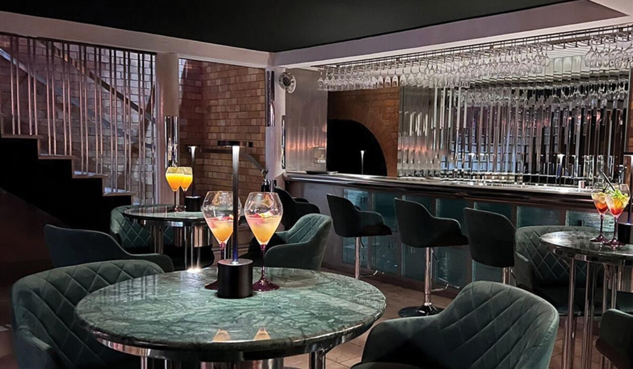 Morgans Hotel Swansea photo 2