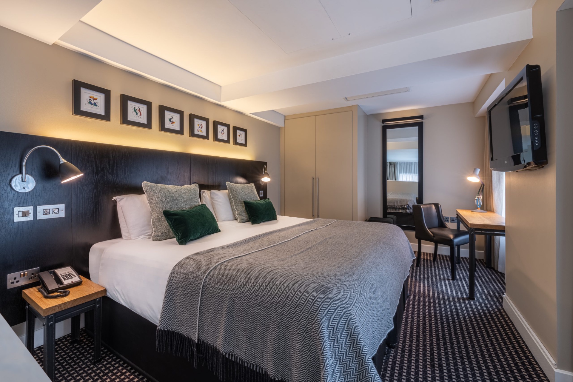 The Resident, Liverpool photo 3