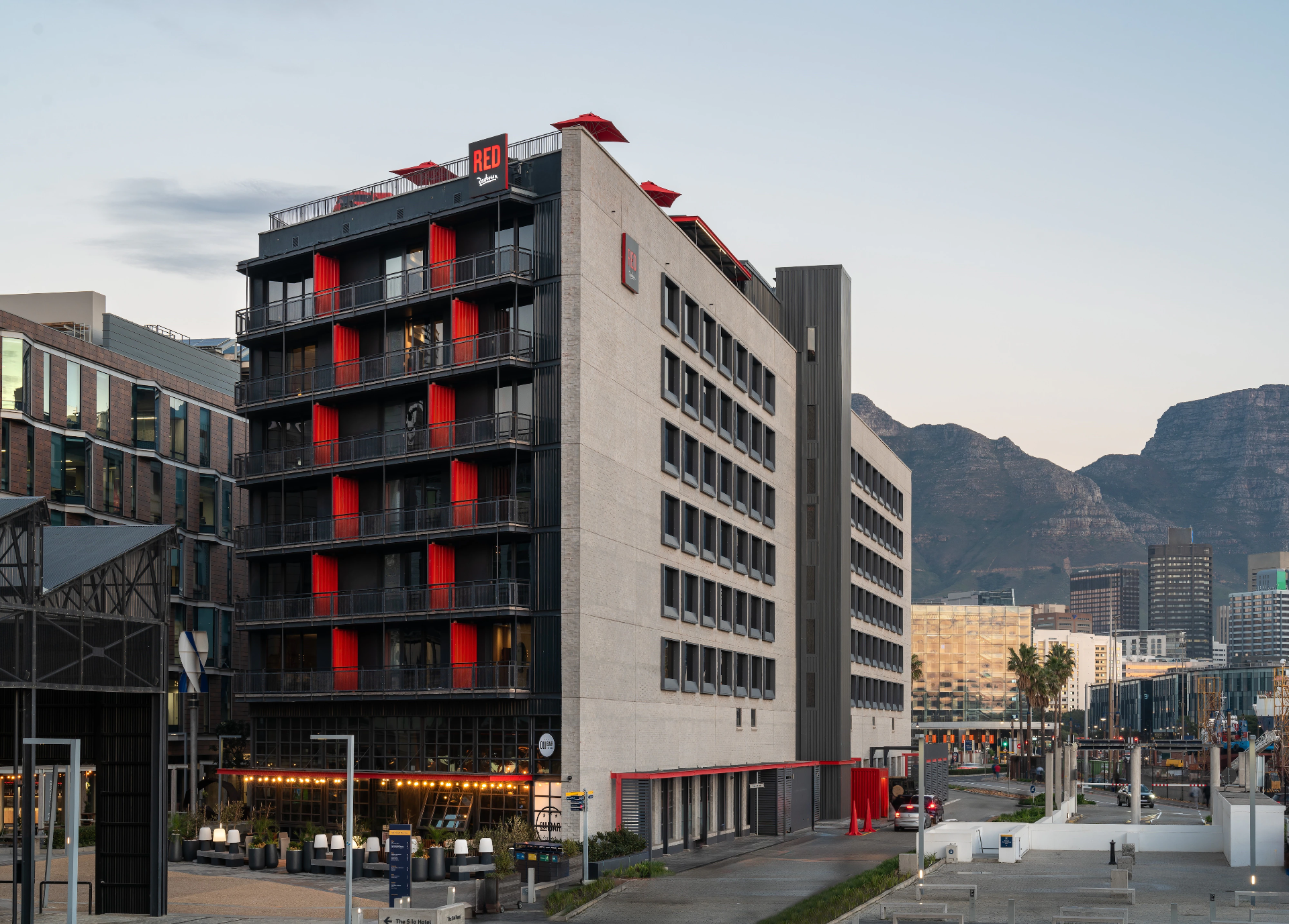 Radisson RED Cape Town V&A Waterfront photo 2