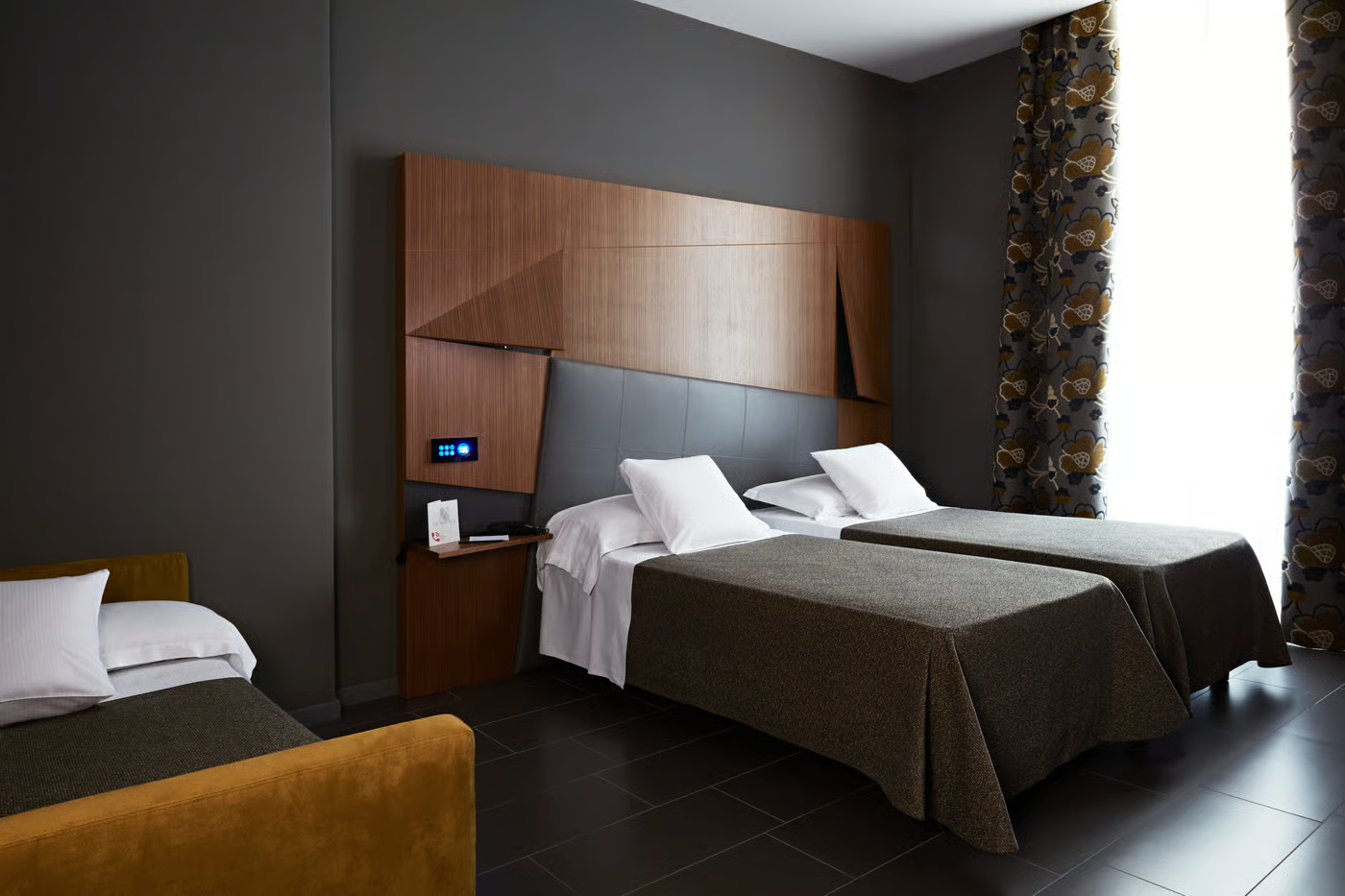 The Building Hotel photo 3