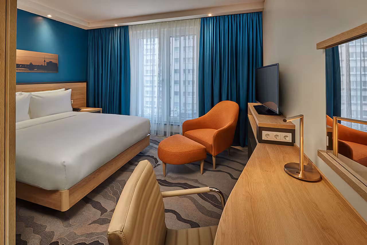Hampton by Hilton Berlin City Centre Alexanderplatz photo 3